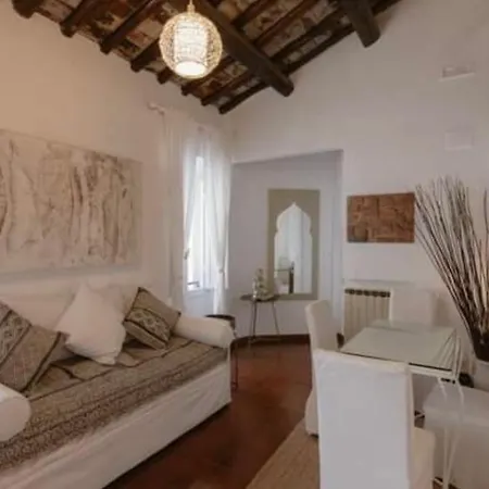 Navona Nest Luxury Apartment